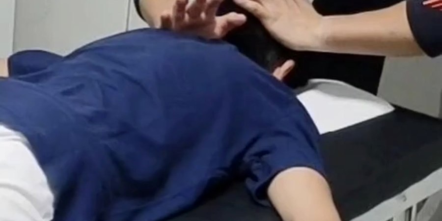 Spine alignment at SIFU TIT TAR Singapore